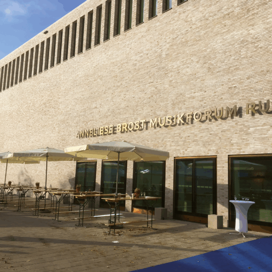 Eingangsbereich des Anneliese Brost Musikforums Ruhr
