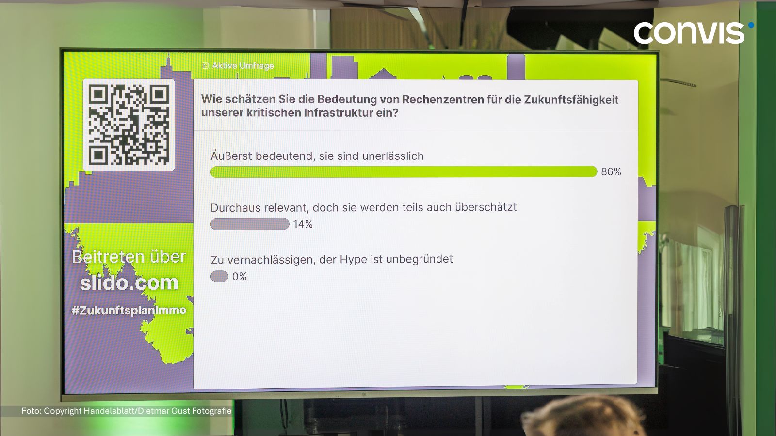 Umfrage zur Bedeutung von Rechenzentren für die Zukunftsfähigkeit kritischer Infrastruktur.
