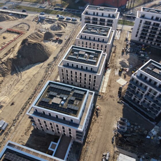 Blick von oben auf das Quartier Waterkant mit Verkehrs- und Medienerschließung